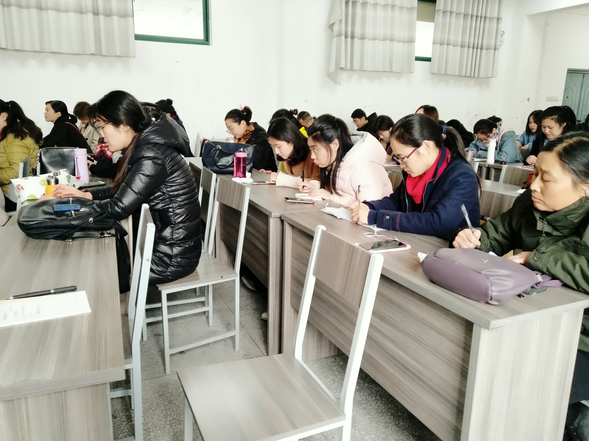 QQ图片20181128100618_万能看图王.jpg QQ图片20181128100618_万能看图王.jpg